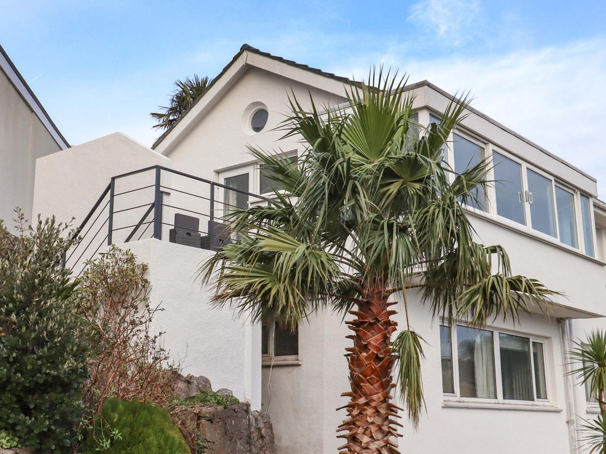 The Grottoes Holiday home