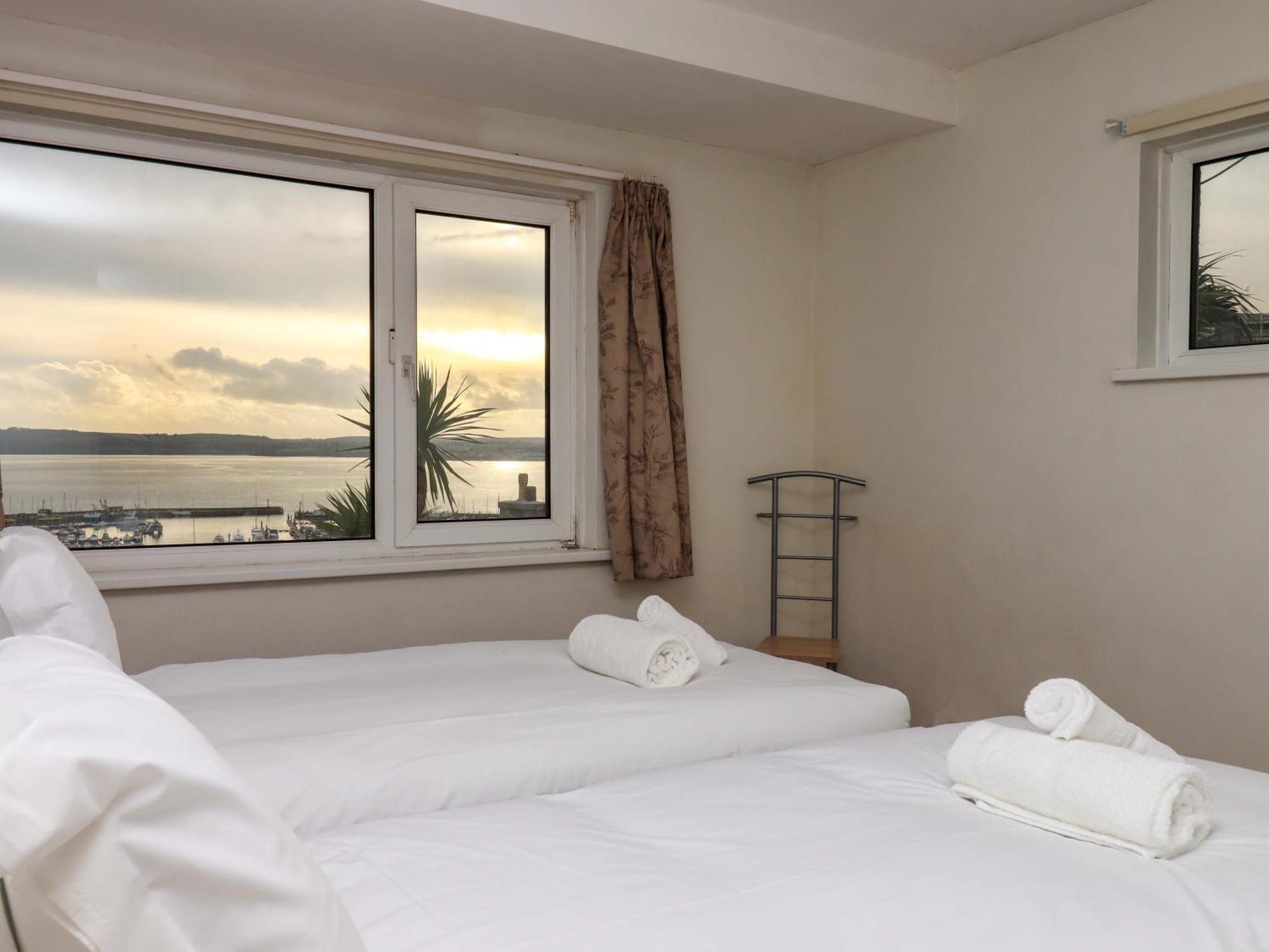 The Grottoes Holiday home